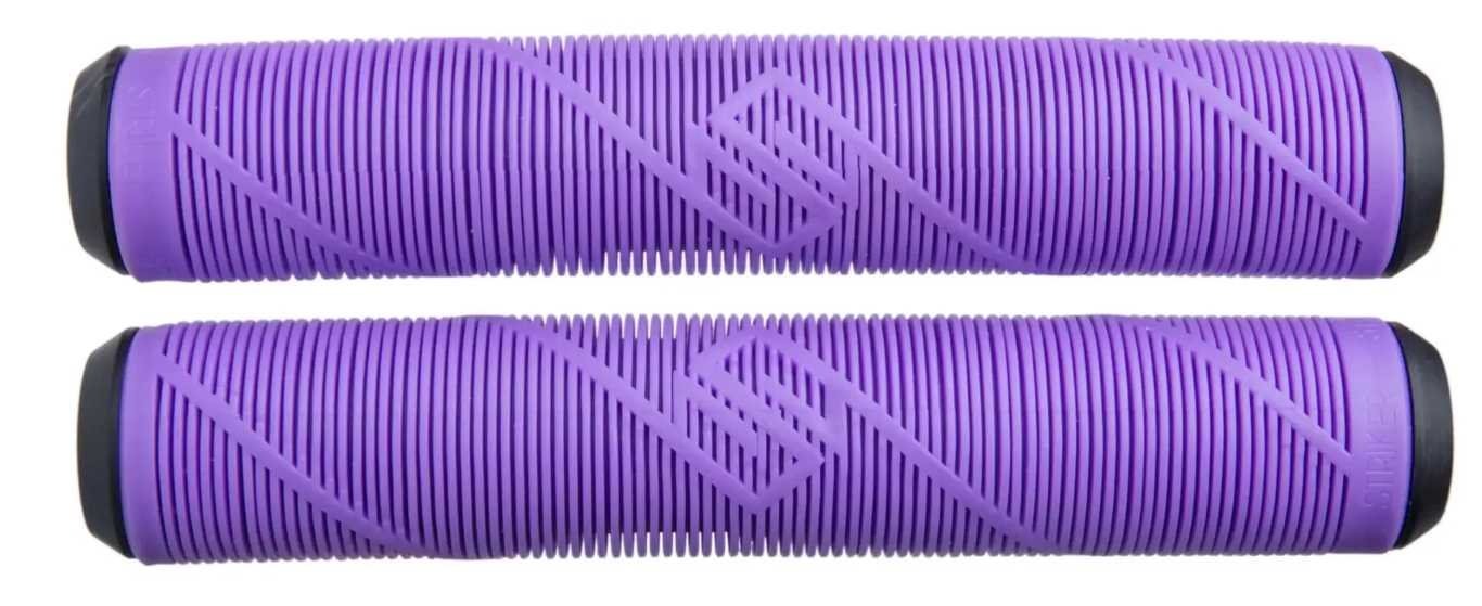 STRIKER GRIPS