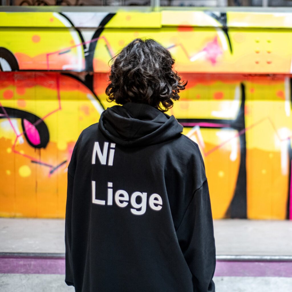 COLAB HOODIE